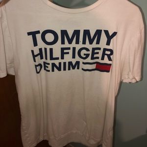 super cute tommy shirt :)